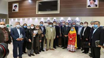 نمایشگاه تلاش های مدافعان سلامت دانشگاه و دستاوردهای دانشگاه و استان در تولید لوازم حفاظت فردی و مواد ضدعفونی 99.03.12
